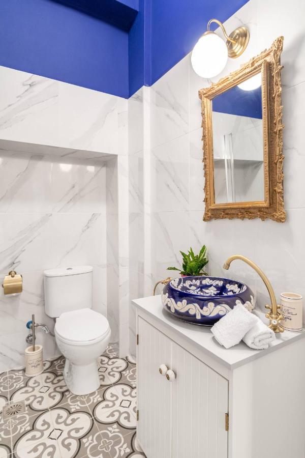 Ferienwohnung Charming Mini-Palace In Colorful Exarhia Area Athen Exterior foto