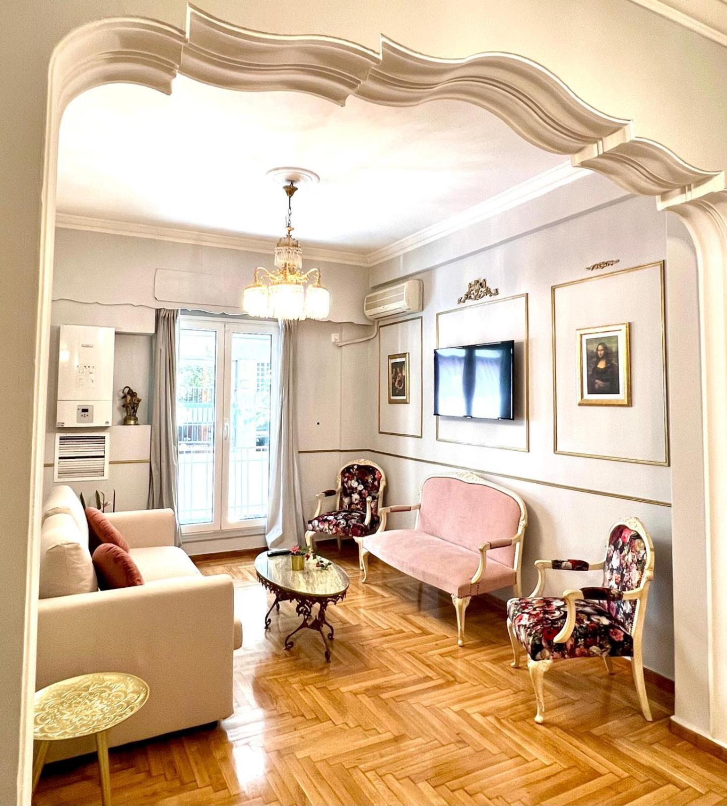 Ferienwohnung Charming Mini-Palace In Colorful Exarhia Area Athen Exterior foto